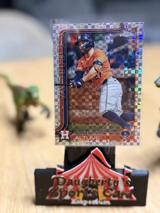2025 Topps Chrome - Jose Altuve #77 X-Fractor Houston Astros - Picture 1 of 2