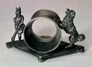 Antiguo anillo servilleta Manhattan Silver Plate Co. siglo XIX para perro y vikingo No. 252 - Imagen 1 de 4