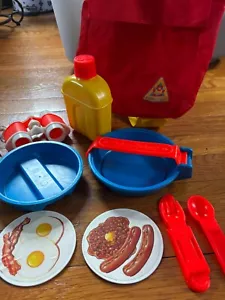 Vintage Fisher-Price My Backpack Set Canteen Mess Kit 1985 #2005 - Bild 1 von 10