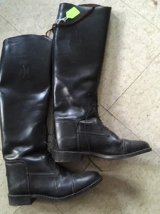 Botas FIELD de Cuero para Damas *En muy buena condición* Negras TALLA 7   - Imagen 1 de 4
