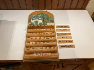 Calendario vintage arte popolare piastrelle legno perpetuo collegamento pino 1991 INCOMPLETO - Foto 1 di 11