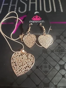 Set collana e orecchini Paparazzi oro rosa🔥 NUOVI - Foto 1 di 3