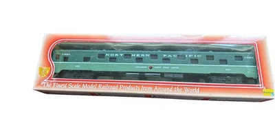 HO IHC NORTHERN PACIFIC Sleeper Passenger Car Smooth Side PS  #48196 - Image 1 of 4