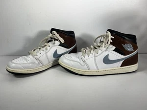 Scarpe Nike Air Jordan 1 Mid SE bianche nere blu grigie FQ7831-142 uomo taglia 11 - Foto 1 di 10