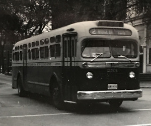 Evanston Bus Company Chicago Transit CTA #233 Route 2 Ridge Avenue Photograph