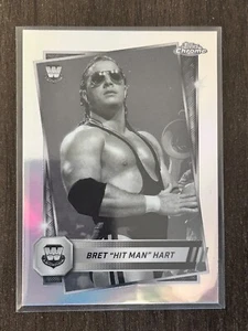 2025 Topps Chrome WWE - Bret "Hit Man" Hart - Sepia Refractor - #7 - WWE HOF - Picture 1 of 2