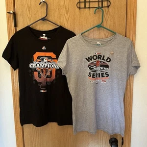 2 NWT Authentic San Francisco SF Giants T-Shirts By MAJESTIC 2012 World Series - Bild 1 von 8