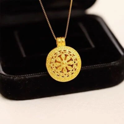 Colgante redondo brújula de la suerte 3D oro amarillo puro 24K 999 para mujer y hombre 1,1-1,3 g Foto 1 de 4