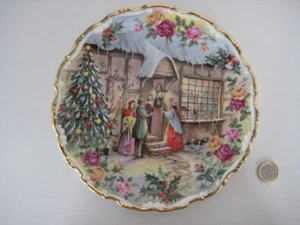 ROYAL ALBERT ENGLAND ALTER LANDROSENTELLER WEIHNACHTEN CAROL SÄNGER FRED ERRILL - Bild 1 von 11