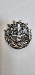 Pin Anstecker Rund metall von der Kampftruppe im Weltkrieg mit Schwert 15,5gr - Bild 1 von 3