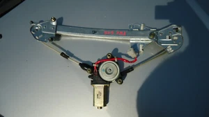 El. Alzacristalli Motore Mazda 323 P/S (Ba) - Foto 1 di 2
