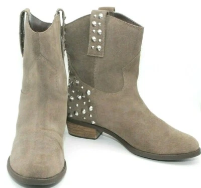 BOTAS PANADERAS "IMPRESCINDIBLES" GAMUZA TOPO CUERO TACHONADO MEDIA PANTORRILLA MUJER TALLA 9 Foto 1 de 4