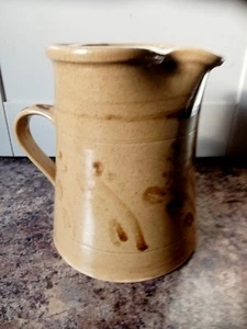 Brocca media Studio Pottery - Rookery Pottery, Ipstones (Staffordshire). - Foto 1 di 10