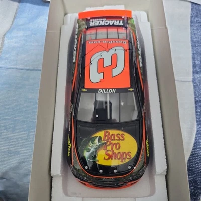 Ty Dillon 2014 (novato) #3 Bass Pro Shops Camaro RCR serie de acción Foto 1 de 2