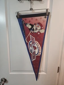 Banderín deportivo Colorado Avalanche Wincraft NHL edición vintage 5 EE. UU.  - Imagen 1 de 8