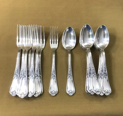 ménagère 12 couverts ERCUIS modèle LOUIS XV métal argenté Cuillères Fourchettes - Photo 1/4