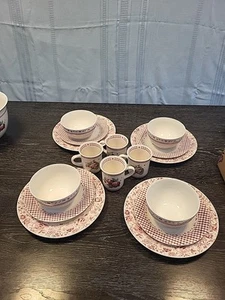 Pfaltzgraff Delicious Apple Cherry Dinner & Salad Plates, Bowls & Cups Set of 4! - Picture 1 of 11