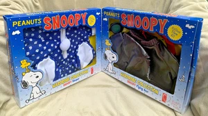 S261-NEW-Snoopy Wardrobe Collection Original Boxes: Snoopy Sleeper & Flying Ace - Picture 1 of 9