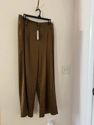 全新带标签 通用标准缎面感觉连衣裙裤子 棕色/棕色 XS 码 带腰带  — 第 1/4 张图片