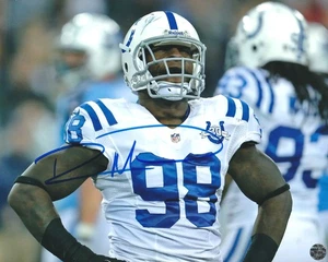 Robert Mathis Autographed Signed Indianapolis Colts 8x10 Photo with COA/Hologram - Picture 1 of 1