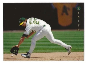 Pinnacle Zenith #28 1997 Mark McGwire Oakland Athletics BV $2,50 - Imagen 1 de 1