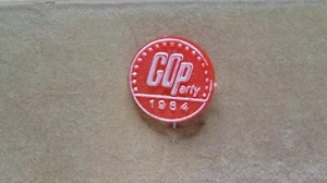 PIN ROJO VINTAGE GOP PARTY 1964 - Imagen 1 de 3