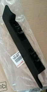 TOYOTA YARIS MKIII 2011-2014 RIGHT SIDE WIND DEFLECTOR 53851-0D070 NEW - Bild 1 von 1