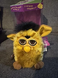 Vintage Lizard Furby Rare Yellow Brown  - Picture 1 of 1