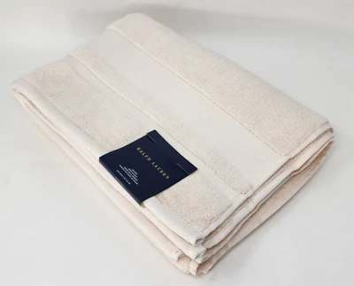 Alfombra de bañera Ralph Lauren Wilton, algodón turco suave de lujo, rosa rubor Foto 1 de 4