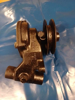 FORD 8 AND 10PH AQUAPLALE WATER PUMP SOLD ON EXCHANGE - Image 1 of 4