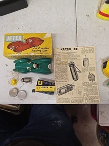 Auto da corsa vintage a propulsione jet Jetex - Foto 1 di 17