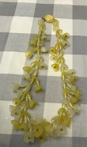 Vintage Yellow Flower Plastic Celluloid Dangling Necklace 20 Inches Long - Picture 1 of 14
