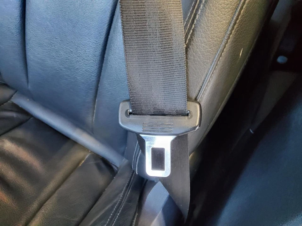 Cinturón de seguridad delantero VIN Fp 7º y 8º dígito cubo asiento compatible con 09-17 AUDI Q5 574277 Foto 1 de 1