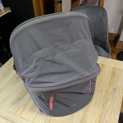 Toldo capucha mamás y papá, se adapta a flip xt2 ocarro etc Foto 1 de 4