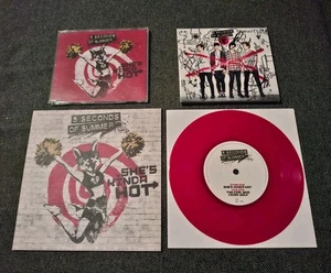 SIGNED 5sos S/T Debut CD Album Deluxe + RARE She's Kinda Hot 7 Inch + Cd RED - Picture 1 of 17