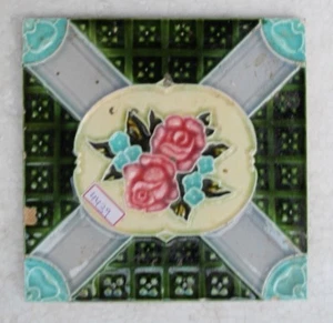 VINTAGE TILE ART NOUVEAU MAJOLICA PINK FLOWER DESIGN ARCHITECTURE TILE NH4439 - Picture 1 of 9