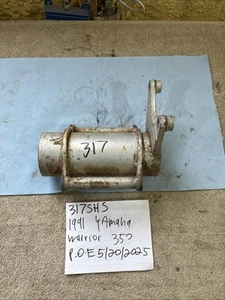 1991 Yamaha Warrior 350 Rear Axle Bearing Carrier 317 - Picture 1 of 9