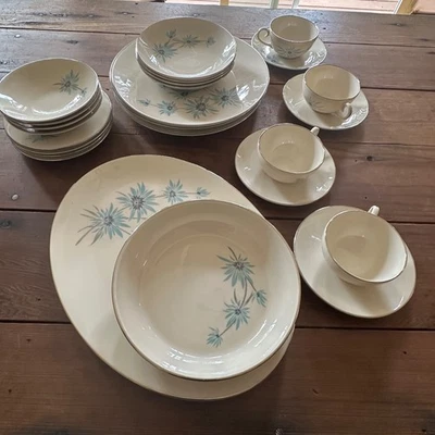 Mesa MCM Platos Alondra Azul para Juego de 4 Vajilla Borde Platino De Colección ¡Bonita! Foto 1 de 4