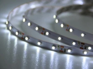 Tira de LED Blanco Frío 5m 300 LEDs Tipo 3528 IP20 Flexible Autoadhesivo - Imagen 1 de 3