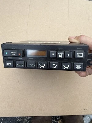 Модуль климат-контроля обогревателя Chevrolet Corvette C4 1994-1996 годов выпуска 16170901 - Изображение 1 из 4