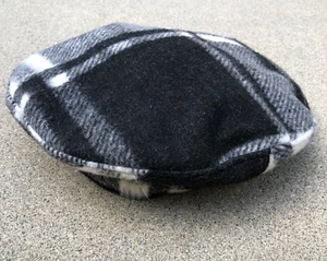 DIVIDED BY H&M Fleece French Beret Hat Women's M/L Black Gatsby Cap - Picture 1 of 6