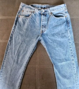 LEVI 501 JEANS Mens 32x30 Faded Blue BUTTON FLY Classic Fit Straight Leg **flaw - Bild 1 von 13