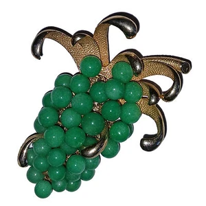 Vintage 60er Jahre Faux Jade Perlen Traube Anstecknadel Brosche - Bild 1 von 3