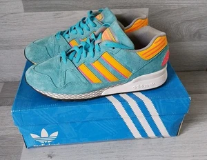 Adidas Para Hombres ZX710 Reino Unido Talla 6 Samba Azul Sol Entrenadores En Caja M25079 - Imagen 1 de 24