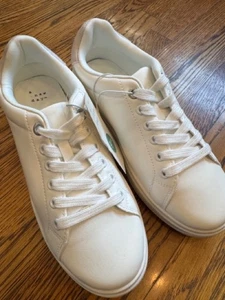 A New Day Tennisschuhe Turnschuhe Damen weiß Größe 9,5 neu - Bild 1 von 8