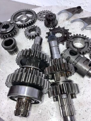 06 Polaris Outlaw/Predator 500 IRS transmisión incompleta 💯ENVÍO GRATUITO🎌 (A) Foto 1 de 4