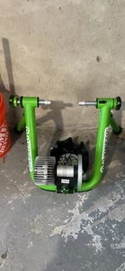 Kinetic Fluid Trainer Road Machine - Picture 1 of 4