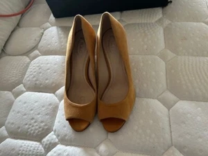 Cute Tods Womens Wedge Beige, Brand Size 35.5/2.5 UK - Picture 1 of 6