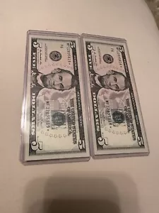 2 $5 dollar Star note Consecutive Serial Number UNCIRCULATED - Picture 1 of 5