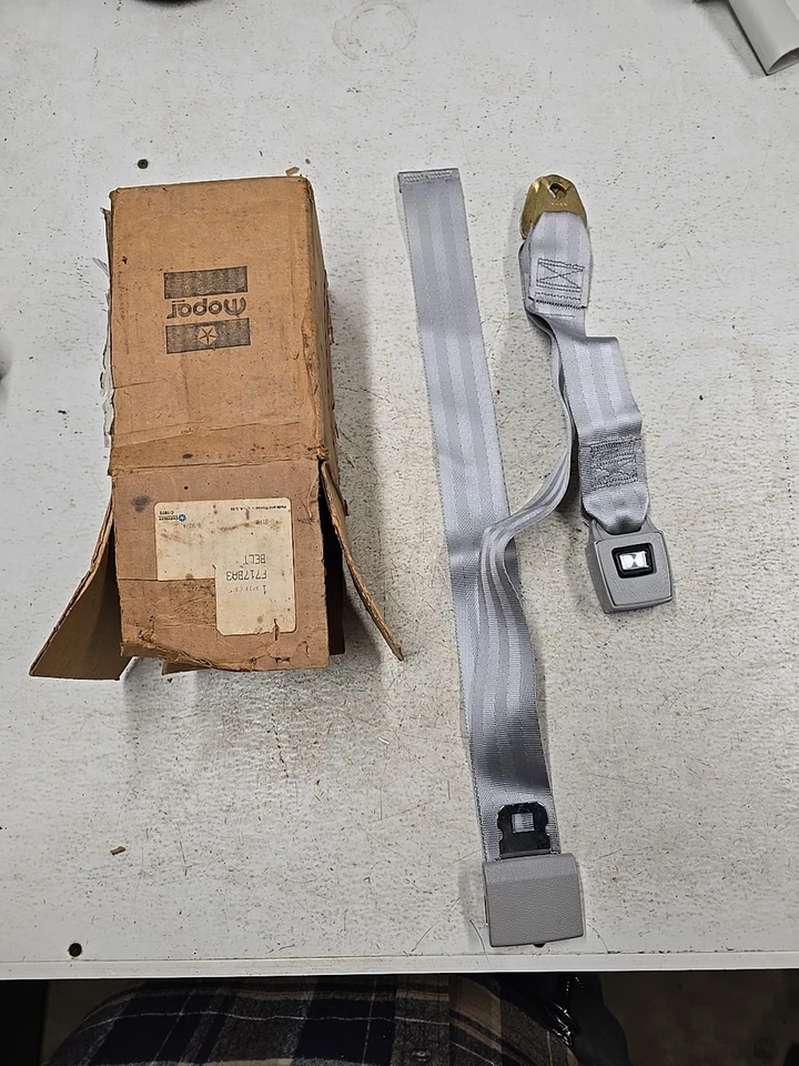 1987 Dodge 600 Rear Seat Lap Belt Buckle and Tip, Left, Silver F717BA3 K-body - Image 1 of 4